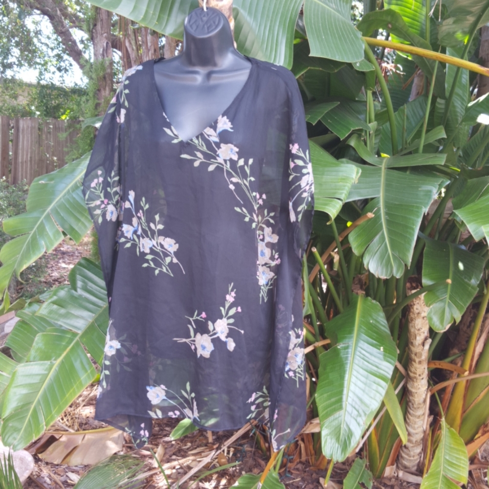 O Neill caftan/ coverup